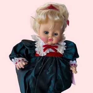 MCM Madame Alexander Doll Blonde Blue Sleep Eyes w/ Box Tags Papers